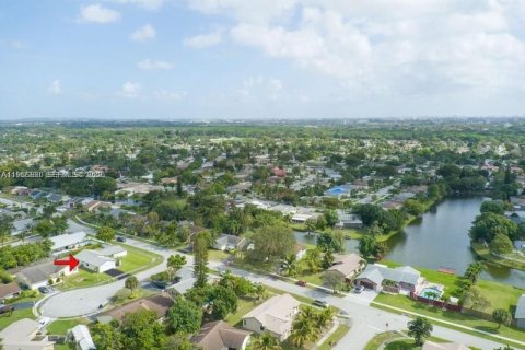 Casa en Margate, Florida 3 dormitorios, 141.77 m2 № 2029576