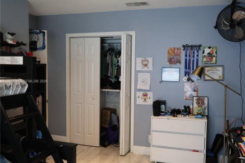 Casa en alquiler en Margate, Florida, 3 dormitorios, 141.77 m2 № 2029576 - foto 23