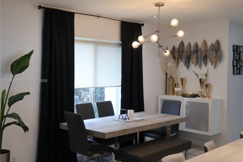 Casa en alquiler en Margate, Florida, 3 dormitorios, 141.77 m2 № 2029576 - foto 30