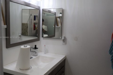 Casa en alquiler en Margate, Florida, 3 dormitorios, 141.77 m2 № 2029576 - foto 26