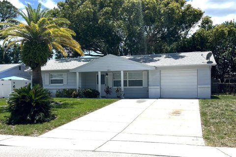 Casa en New Port Richey, Florida 2 dormitorios, 107.02 m2 № 2107663