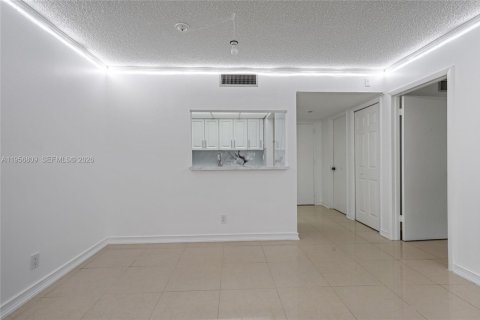 Купить кондоминиум в Уэстон, Флорида 2 спальни, 102.75м2, № 2019869 - фото 21