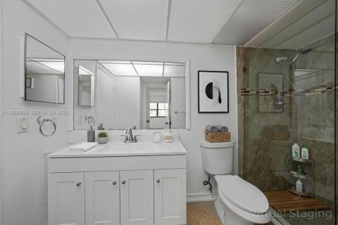 Купить кондоминиум в Уэстон, Флорида 2 спальни, 102.75м2, № 2019869 - фото 7