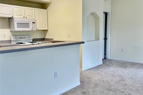 Condo in Orlando, Florida, 1 bedroom  № 1857995 - photo 5