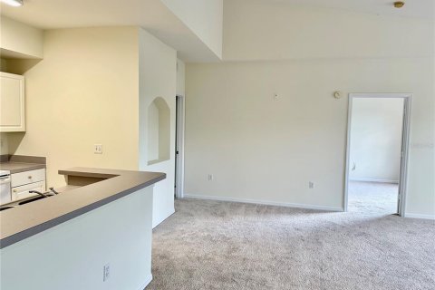 Condo in Orlando, Florida, 1 bedroom  № 1857995 - photo 6