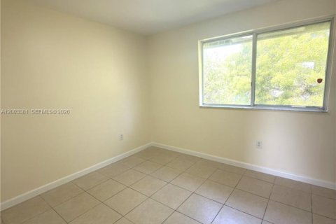 Townhouse in Miami, Florida 3 bedrooms, 93.83 sq.m. № 2069113 - photo 16