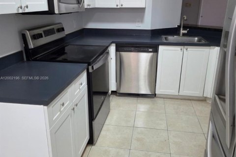 Condo in Coral Springs, Florida, 3 bedrooms  № 2091384 - photo 3