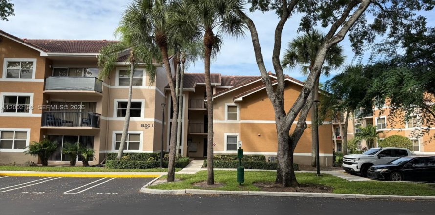Condo in Coral Springs, Florida, 3 bedrooms  № 2091384