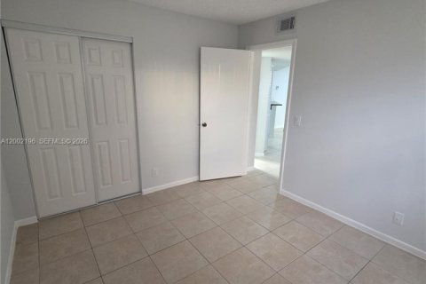 Condo in Coral Springs, Florida, 3 bedrooms  № 2091384 - photo 5