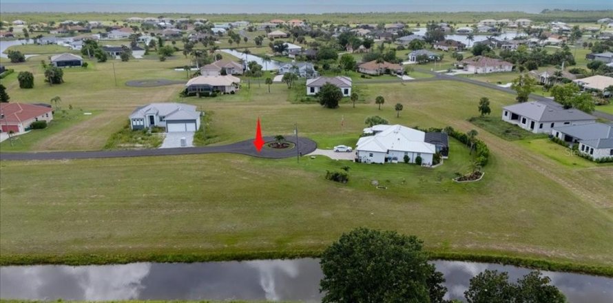 Land in Punta Gorda, Florida № 1789549