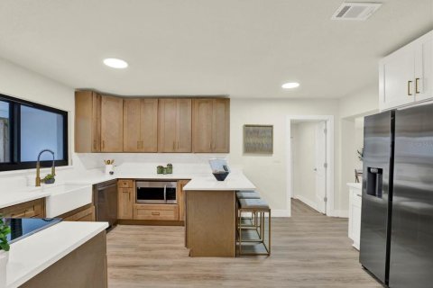 Casa en venta en Tampa, Florida, 4 dormitorios, 145.76 m2 № 2151537 - foto 7