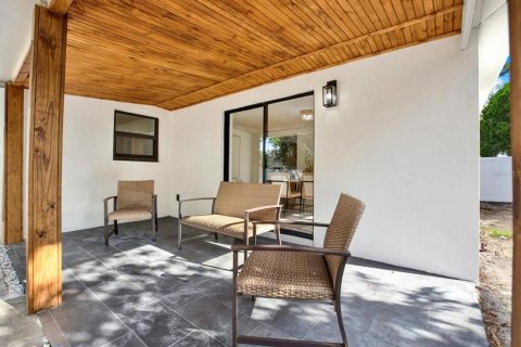 Casa en venta en Tampa, Florida, 4 dormitorios, 145.76 m2 № 2151537 - foto 27