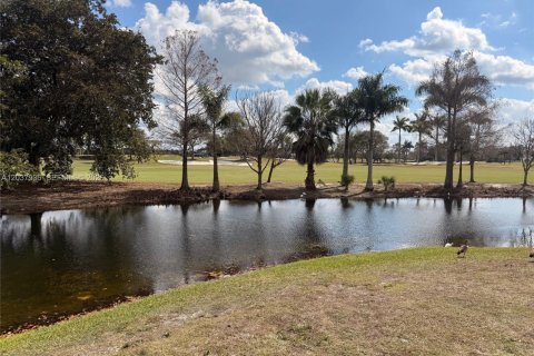Condo in Sunrise, Florida, 2 bedrooms  № 2087871 - photo 6
