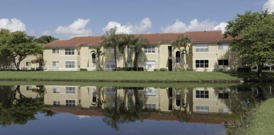 Condo in Sunrise, Florida, 2 bedrooms  № 2087871