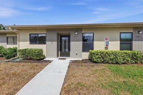 Condo in Bradenton, Florida, 2 bedrooms № 2201363