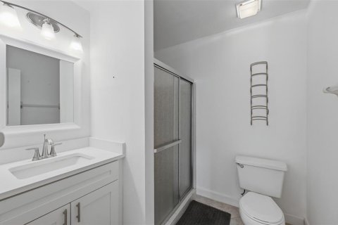 Condo in Bradenton, Florida, 2 bedrooms  № 2201363 - photo 29