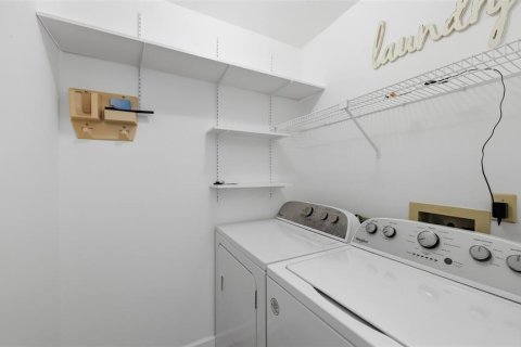 Condo in Bradenton, Florida, 2 bedrooms  № 2201363 - photo 30