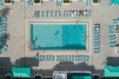 Appartement à louer à Hollywood, Floride: 2 chambres, 123.65 m2 № 1977432 - photo 19