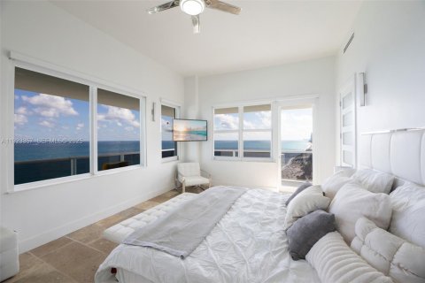 Appartement à louer à Hollywood, Floride: 2 chambres, 123.65 m2 № 1977432 - photo 4