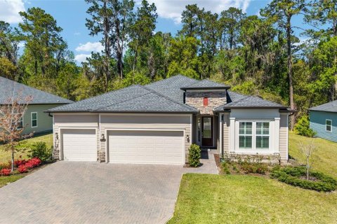 House in BELLECHASE in Ocala, Florida 4 bedrooms, 212.93 sq.m. № 1582218 - photo 2