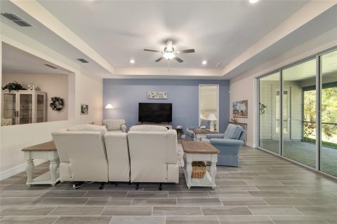 House in BELLECHASE in Ocala, Florida 4 bedrooms, 212.93 sq.m. № 1582218 - photo 8