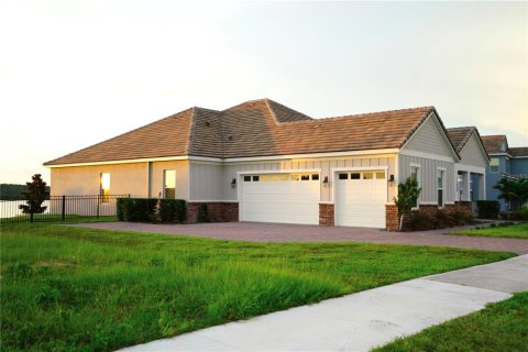 House in Winter Garden, Florida 4 bedrooms, 272.11 sq.m. № 2238000 - photo 4