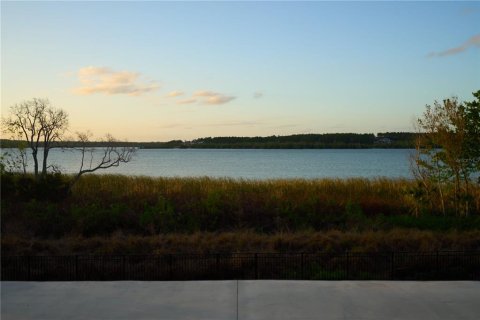 House in Winter Garden, Florida 4 bedrooms, 272.11 sq.m. № 2238000 - photo 8
