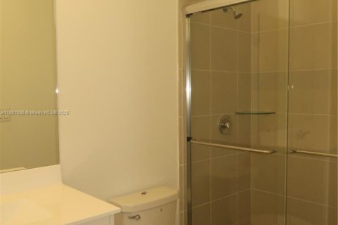 Townhouse in Homestead, Florida 3 bedrooms № 1944400 - photo 13