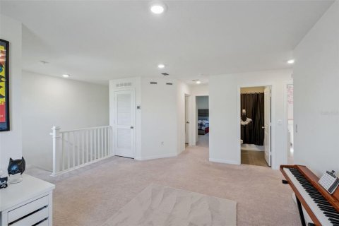 House in Kissimmee, Florida 3 bedrooms, 184.41 sq.m. № 2219226 - photo 17