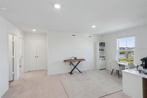 House in Kissimmee, Florida 3 bedrooms, 184.41 sq.m. № 2219226 - photo 18