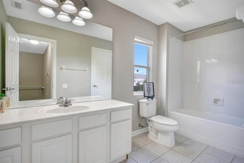Adosado en venta en Orlando, Florida, 3 dormitorios, 159.79 m2 № 1518480 - foto 13