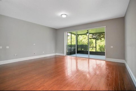 Adosado en venta en Orlando, Florida, 3 dormitorios, 159.79 m2 № 1518480 - foto 2