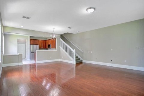 Adosado en venta en Orlando, Florida, 3 dormitorios, 159.79 m2 № 1518480 - foto 4