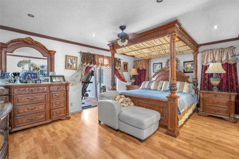 House in Plantation, Florida 5 bedrooms, 274.06 sq.m. № 1880125 - photo 18
