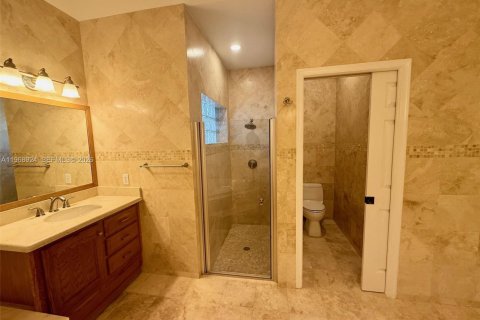 Casa en venta en Weston, Florida, 5 dormitorios, 243.31 m2 № 2031818 - foto 18