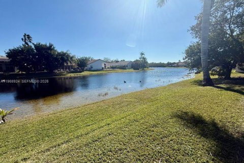 Casa en venta en Weston, Florida, 5 dormitorios, 243.31 m2 № 2031818 - foto 26
