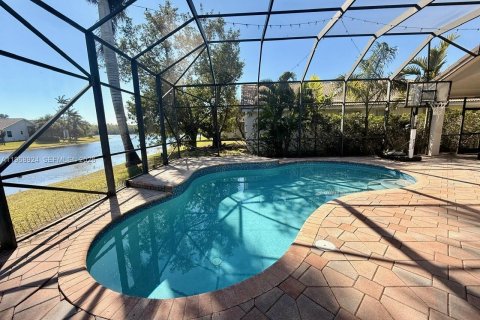 Casa en venta en Weston, Florida, 5 dormitorios, 243.31 m2 № 2031818 - foto 24