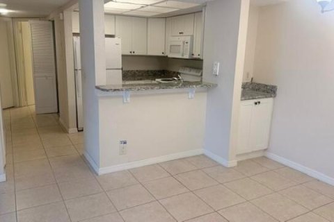 Copropriété à louer à Port St. Lucie, Floride: 2 chambres, 82.31 m2 № 2181096 - photo 6