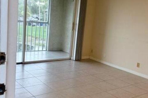 Copropriété à louer à Port St. Lucie, Floride: 2 chambres, 82.31 m2 № 2181096 - photo 10