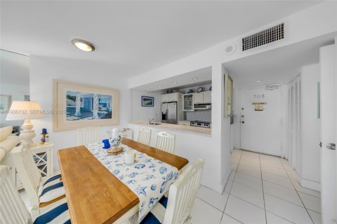 Copropriété à vendre à Miami Beach, Floride: 1 chambre, 59.92 m2 № 1994239 - photo 5