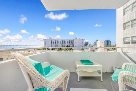 Copropriété à vendre à Miami Beach, Floride: 1 chambre, 59.92 m2 № 1994239 - photo 25