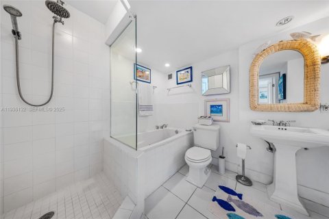 Copropriété à vendre à Miami Beach, Floride: 1 chambre, 59.92 m2 № 1994239 - photo 23