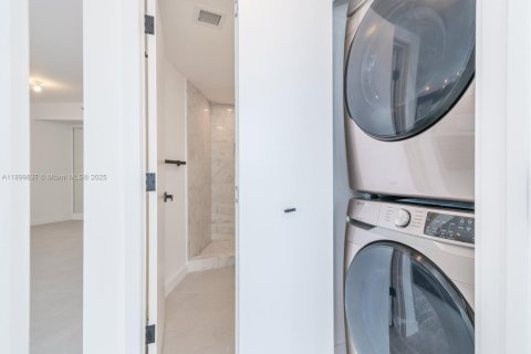 Copropriété à vendre à Aventura, Floride: 2 chambres, 105.91 m2 № 1951534 - photo 19