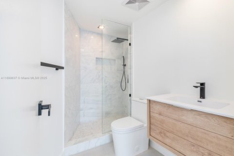 Copropriété à vendre à Aventura, Floride: 2 chambres, 105.91 m2 № 1951534 - photo 14