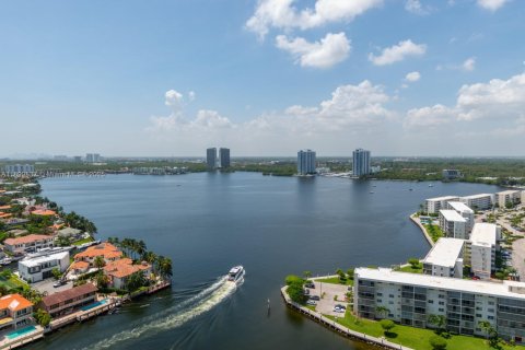 Copropriété à vendre à Aventura, Floride: 2 chambres, 105.91 m2 № 1951534 - photo 5