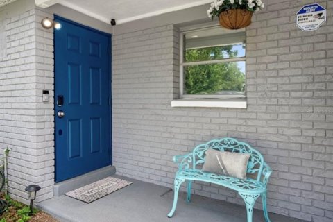 Casa en venta en Tampa, Florida, 3 dormitorios, 108.88 m2 № 2354617 - foto 2
