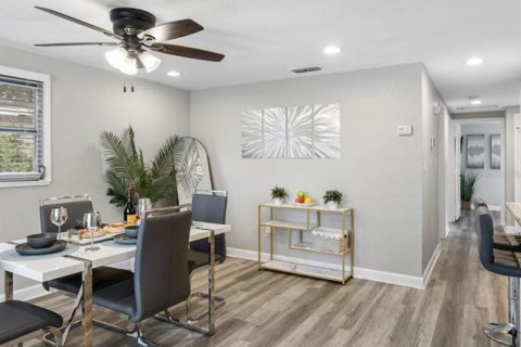 Casa en venta en Tampa, Florida, 3 dormitorios, 108.88 m2 № 2354617 - foto 9