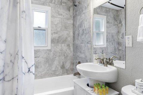 Casa en venta en Tampa, Florida, 3 dormitorios, 108.88 m2 № 2354617 - foto 22