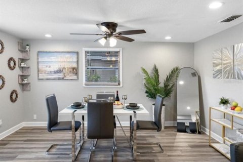 Casa en venta en Tampa, Florida, 3 dormitorios, 108.88 m2 № 2354617 - foto 6