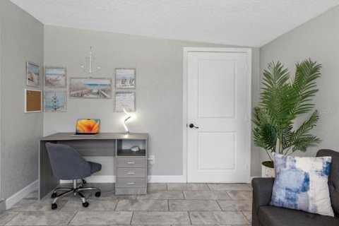 Casa en venta en Tampa, Florida, 3 dormitorios, 108.88 m2 № 2354617 - foto 16